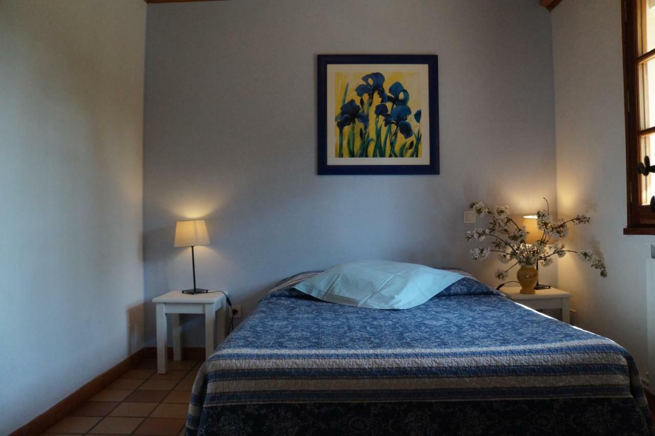 Bed and Breakfast Lo Rastelie Сюз-ла-Русс Екстер'єр фото